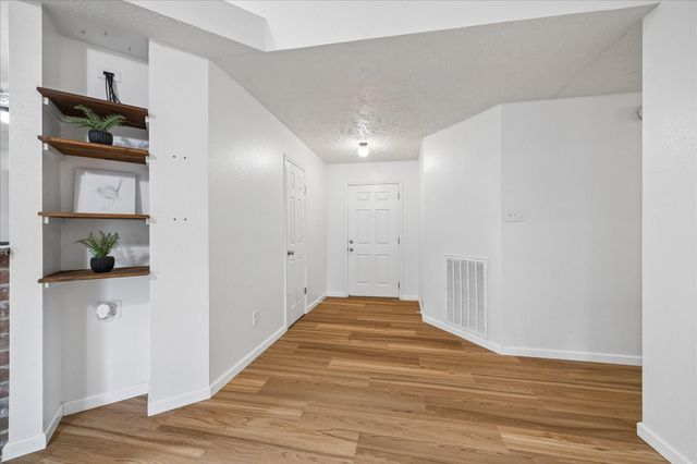 4330 Glen Avon Drive, Pasadena, TX 77505