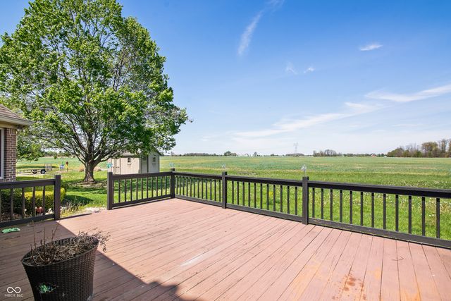 5577 N Beech Tree Drive, Greenfield, IN 46140