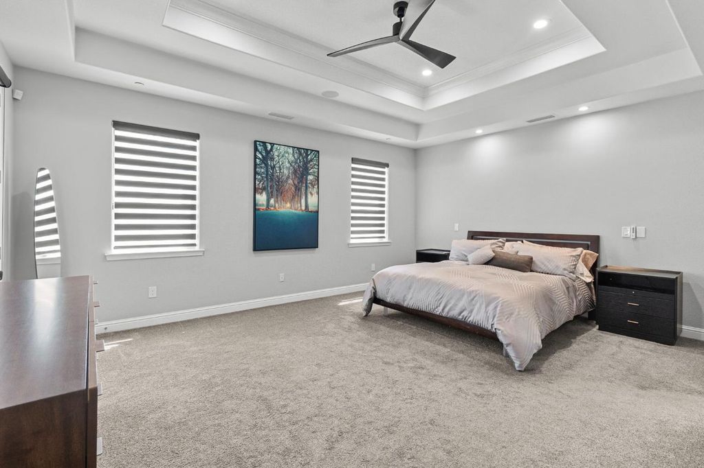 Image 22 of property listing at 287 S Westberry Boulevard, Madera, CA 93637