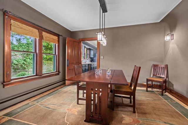 1503 S MEMORIAL DRIVE, Appleton, WI 54915