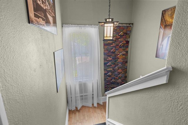 1503 S MEMORIAL DRIVE, Appleton, WI 54915