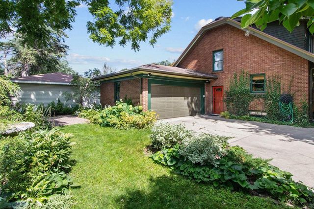 1503 S MEMORIAL DRIVE, Appleton, WI 54915