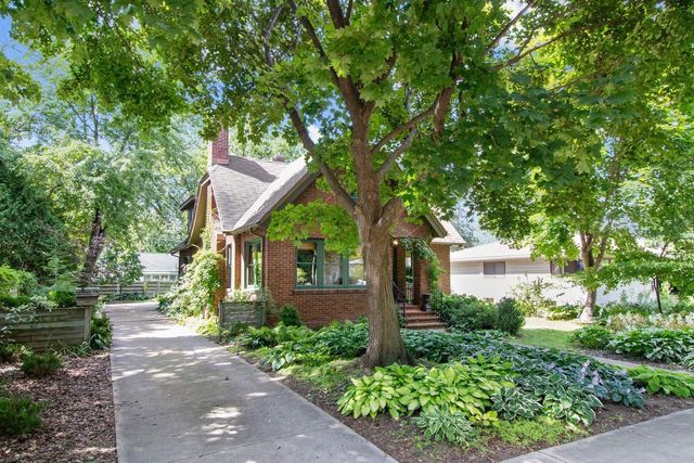 1503 S MEMORIAL DRIVE, Appleton, WI 54915