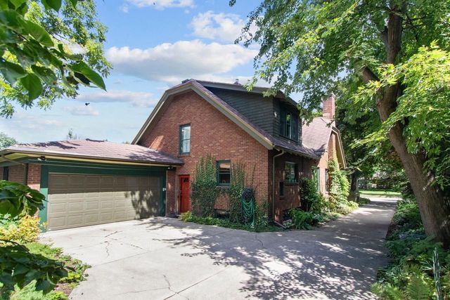 1503 S MEMORIAL DRIVE, Appleton, WI 54915