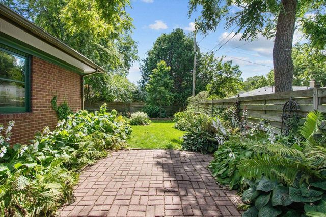 1503 S MEMORIAL DRIVE, Appleton, WI 54915