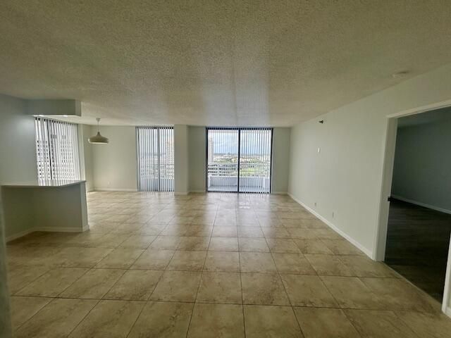 3300 NE 192 Street 1901, Aventura, FL 33180