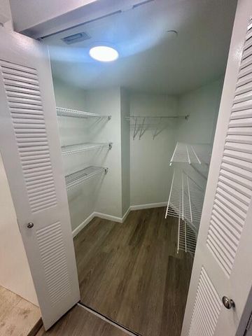 3300 NE 192 Street 1901, Aventura, FL 33180