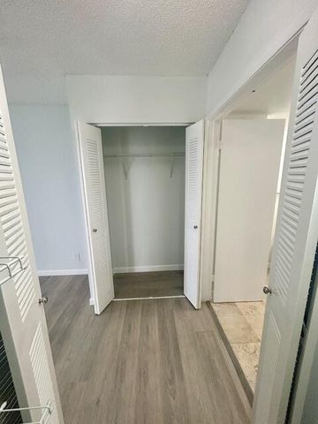 3300 NE 192 Street 1901, Aventura, FL 33180