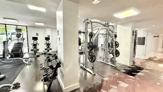 3300 NE 192 Street 1901, Aventura, FL 33180