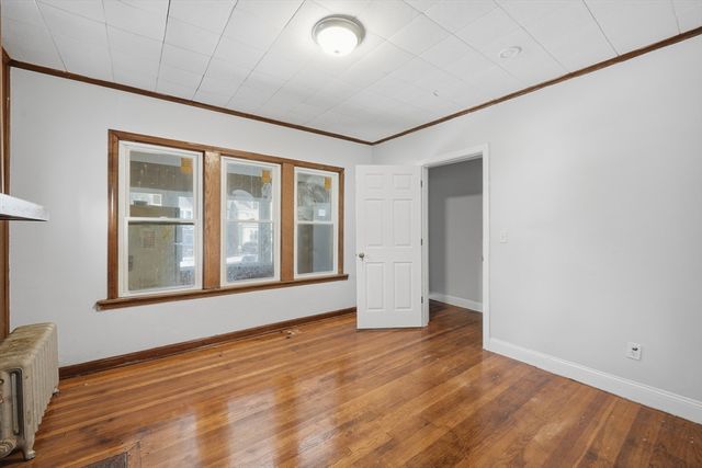 7-9 Glendell Ter, Springfield, MA 01108