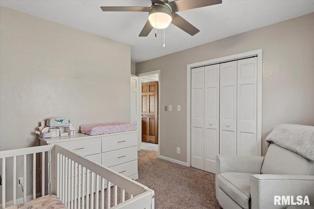 550 S 1ST Street, Sherman, IL 62684