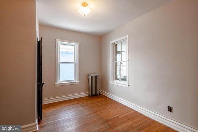 40 W WYOMISSING AVE, Mohnton, PA 19540