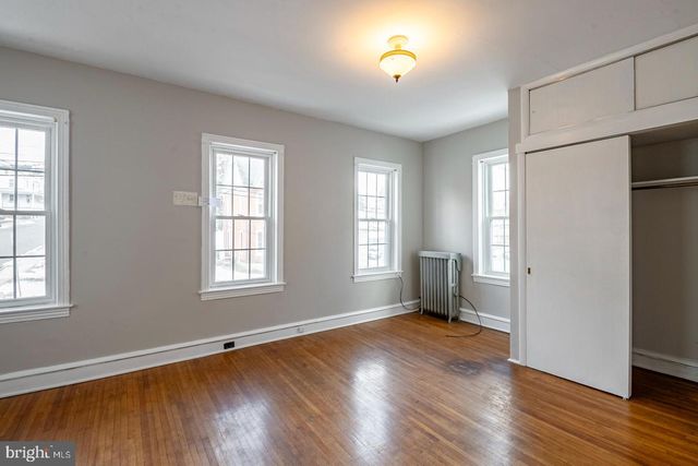 40 W WYOMISSING AVE, Mohnton, PA 19540