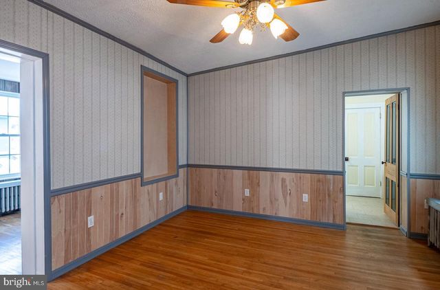 40 W WYOMISSING AVE, Mohnton, PA 19540