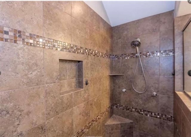2513 Hailes Lane, College Station, TX 77845