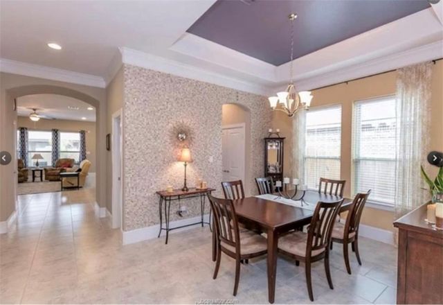 2513 Hailes Lane, College Station, TX 77845