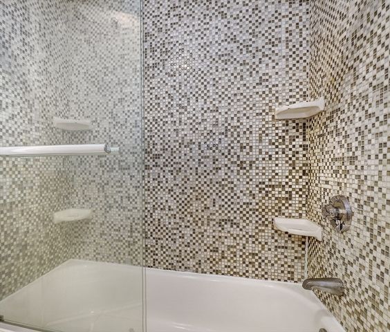 87 Payson Rd, Brookline, MA 02467