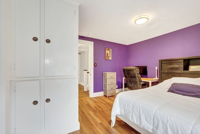 87 Payson Rd, Brookline, MA 02467