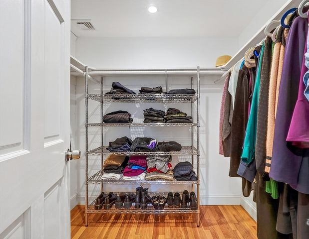 87 Payson Rd, Brookline, MA 02467