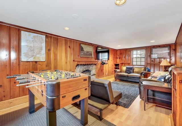 87 Payson Rd, Brookline, MA 02467