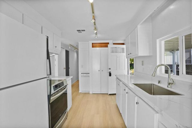 7 Seashell Circle, Half Moon Bay, CA 94019