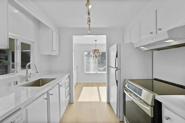 7 Seashell Circle, Half Moon Bay, CA 94019