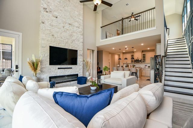 940 Chisos Street, Webster, TX 77598