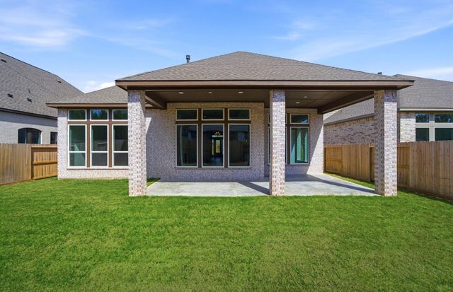 9726 Roaring River Falls Lane, Porter, TX 77365