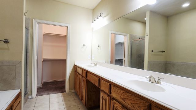 678 S Charles Street, Lewisville, TX 75057