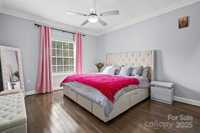 3670 9th Street Drive NE, Hickory, NC 28601