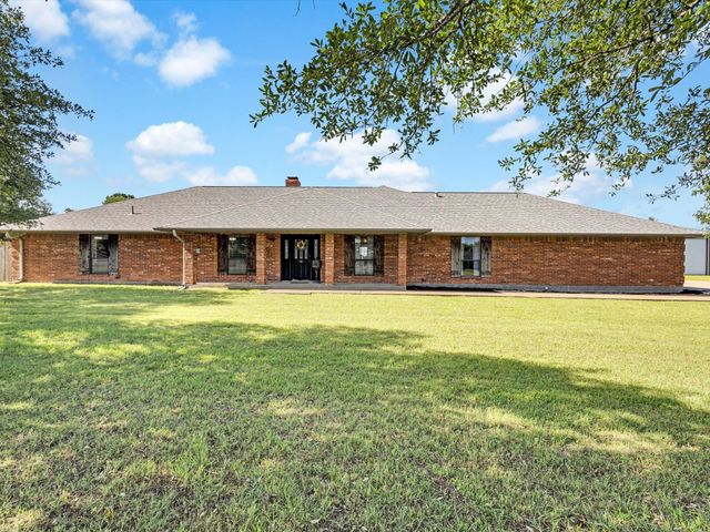 10401 Lisa Jean Drive, Crowley, TX 76036