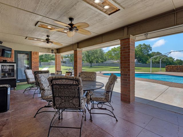 10401 Lisa Jean Drive, Crowley, TX 76036