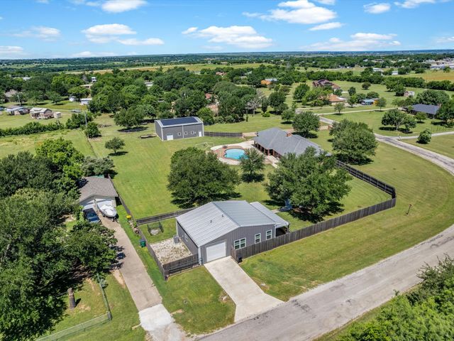 10401 Lisa Jean Drive, Crowley, TX 76036