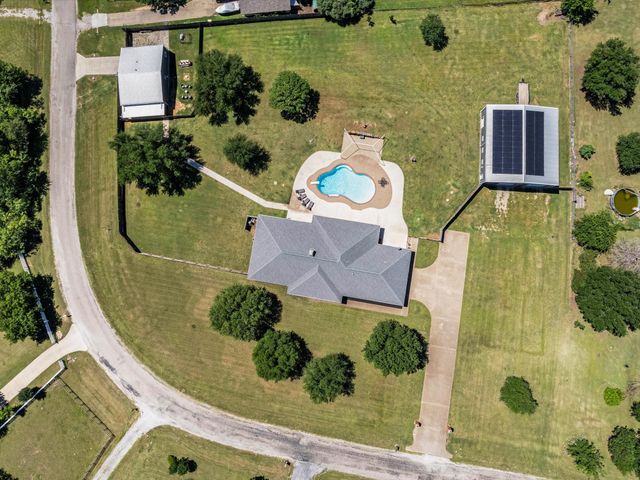 10401 Lisa Jean Drive, Crowley, TX 76036