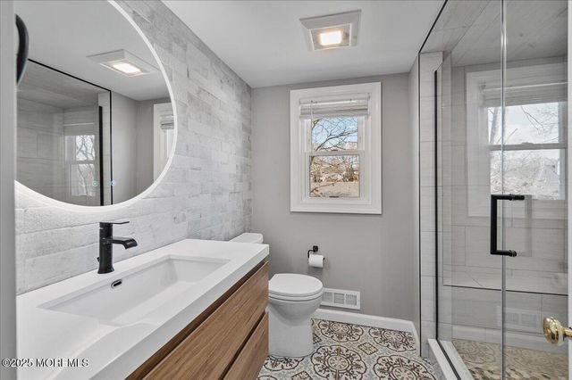 525 Riverwood Avenue, Point Pleasant, NJ 08742