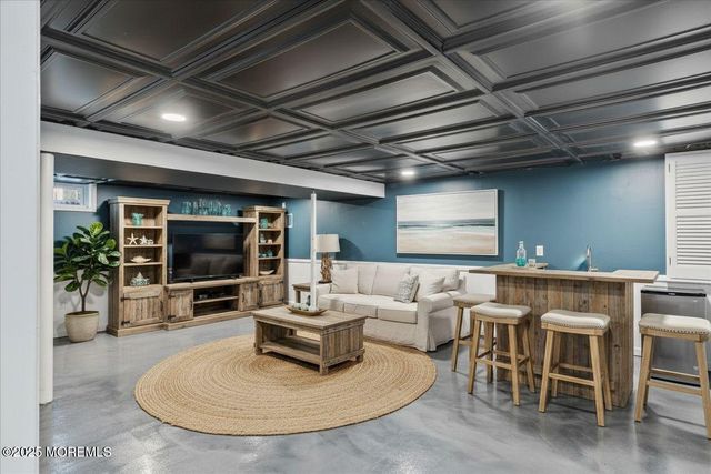 525 Riverwood Avenue, Point Pleasant, NJ 08742