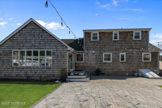 525 Riverwood Avenue, Point Pleasant, NJ 08742