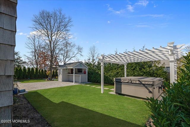 525 Riverwood Avenue, Point Pleasant, NJ 08742