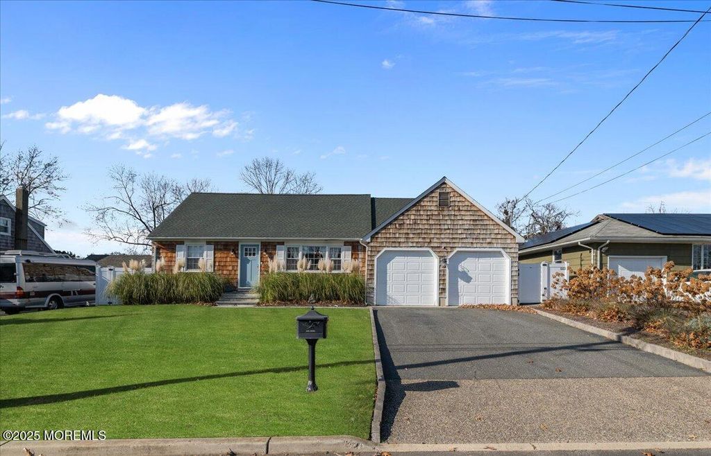 525 Riverwood Avenue, Point Pleasant, NJ 08742