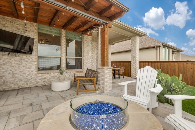 2133 Longspur Drive, Fort Worth, TX 76008