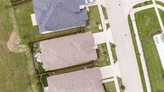 2133 Longspur Drive, Fort Worth, TX 76008