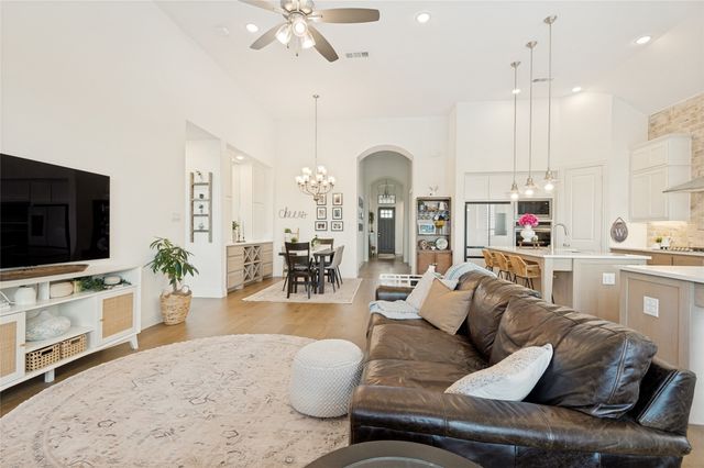 2133 Longspur Drive, Fort Worth, TX 76008