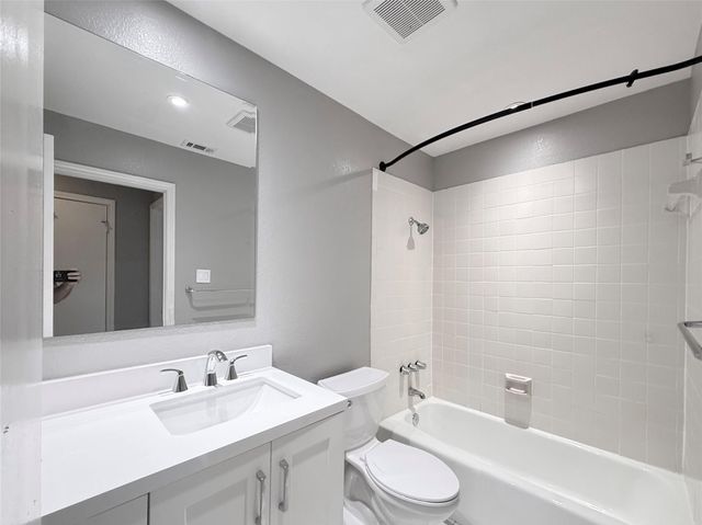 4711 Spicewood Springs RD 1-201, Austin, TX 78759