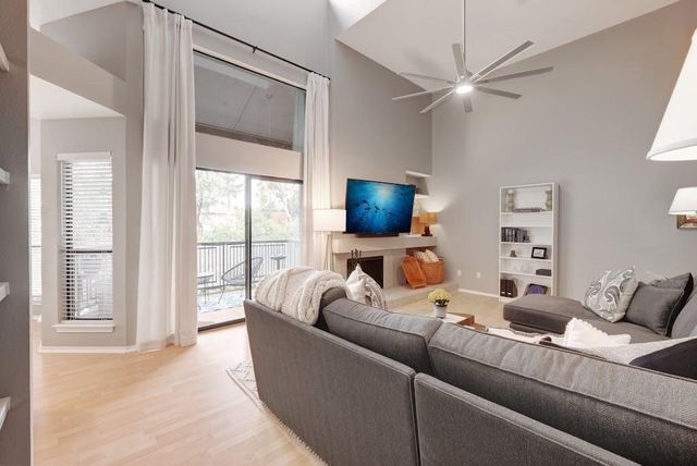 4711 Spicewood Springs RD 1-201, Austin, TX 78759