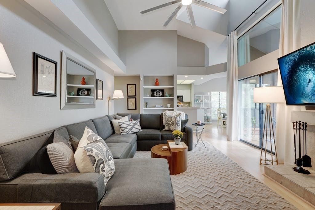 4711 Spicewood Springs RD 1-201, Austin, TX 78759
