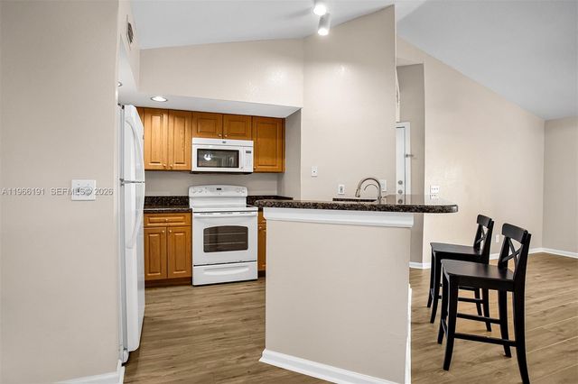 12650 Vista Isles Dr 926, Sunrise, FL 33325