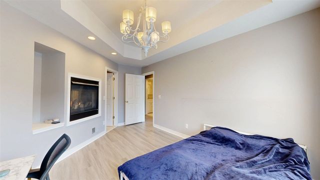 5615 Hampshire Lane, Ypsilanti, MI 48197
