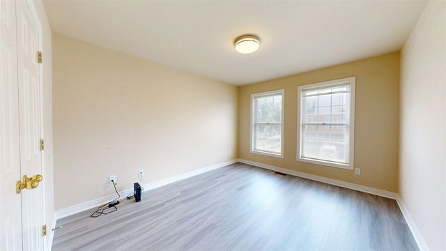 5615 Hampshire Lane, Ypsilanti, MI 48197