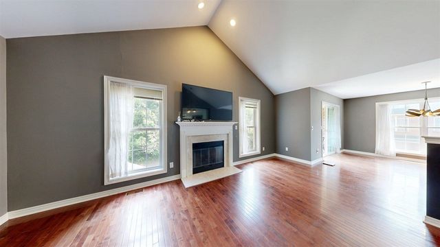 5615 Hampshire Lane, Ypsilanti, MI 48197