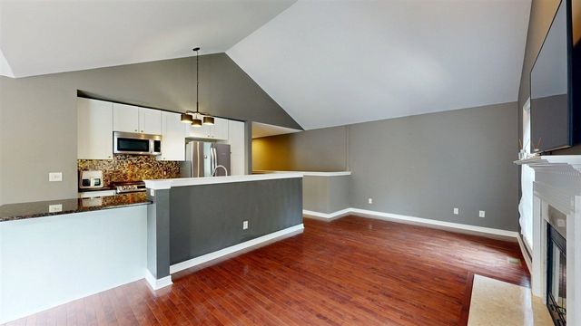 5615 Hampshire Lane, Ypsilanti, MI 48197